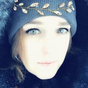 Meet your Posher, Liz